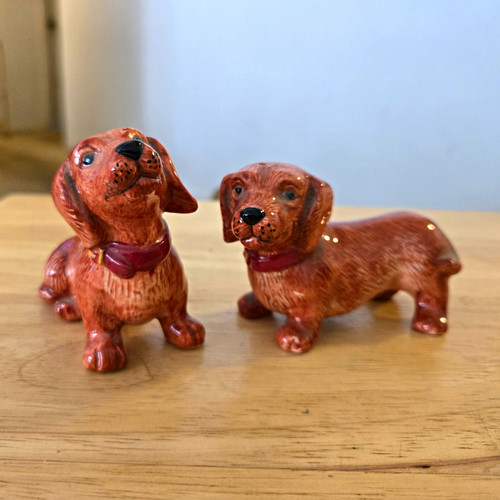 Dachshund dog figurines - dog,